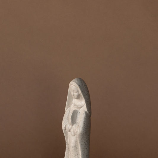 Virgin of Love Stone of 7 in (18 cm)