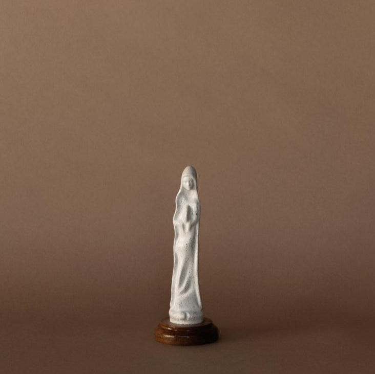 Virgin of Love Stone of 7 in (18 cm)
